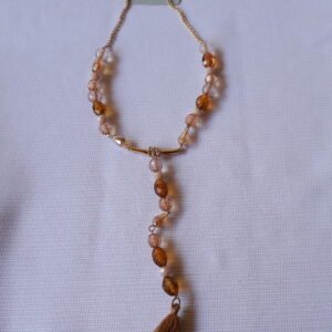 Collar con Cuentas ámbar y Detalle de Borla