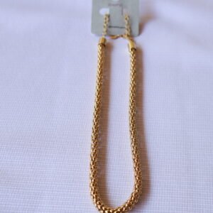 Collar Chunky Dorado de Malla Tejida