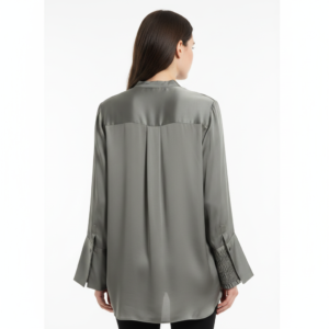 Blusa H&M Satinada Verde Oliva con Bolsillos - L