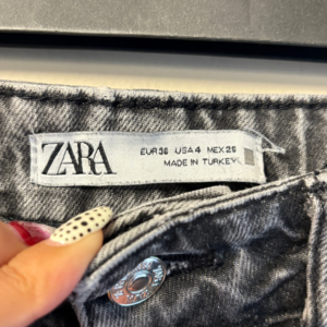 Jean Zara Recto Gris Acid Wash - 26