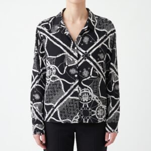 Blusa Stradivarius negra con estampado de cadenas - S
