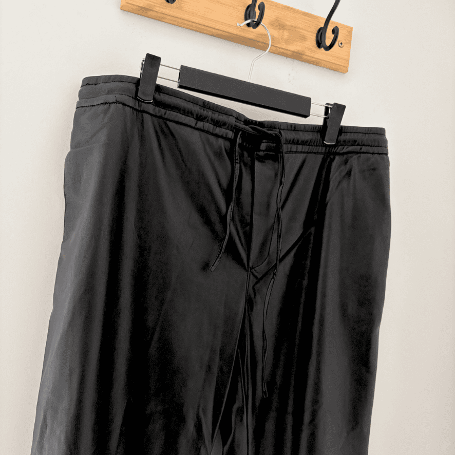 Pantalón Basement de Cuerina Negro con Cordón - XL - Imagen 3