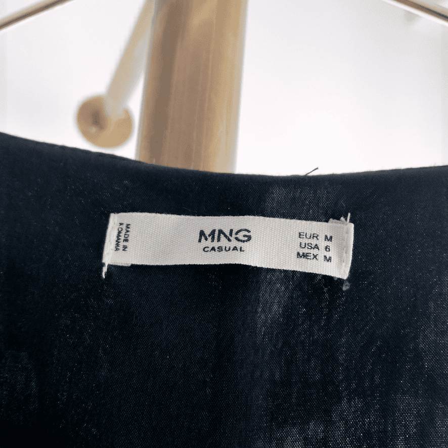 Enterizo Mango Floral Negro con Cierre Frontal - M - Imagen 3