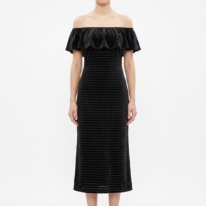 Vestido Basement Negro de Terciopelo Off shoulder - S