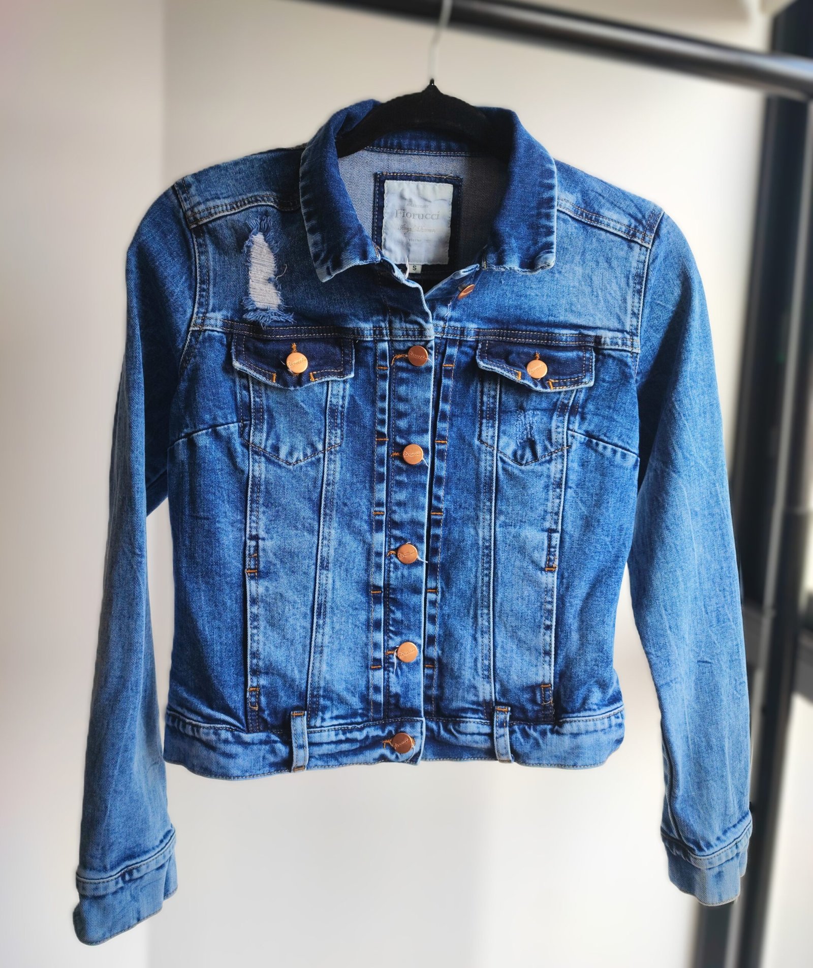 Casaca Denim Fiorucci Azul con Efecto Gastado - S - Imagen 3