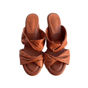 Sandalias con taco Arezzo marrón - Talla 40