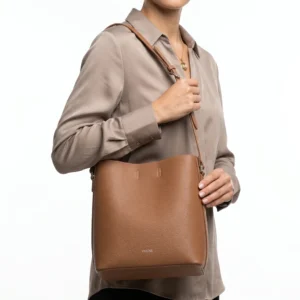 Cartera Prüne Crossbody Color Camel Minimalista