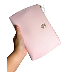 Cartera Tommy Hilfiger Clutch Rosa con Logo Dorado